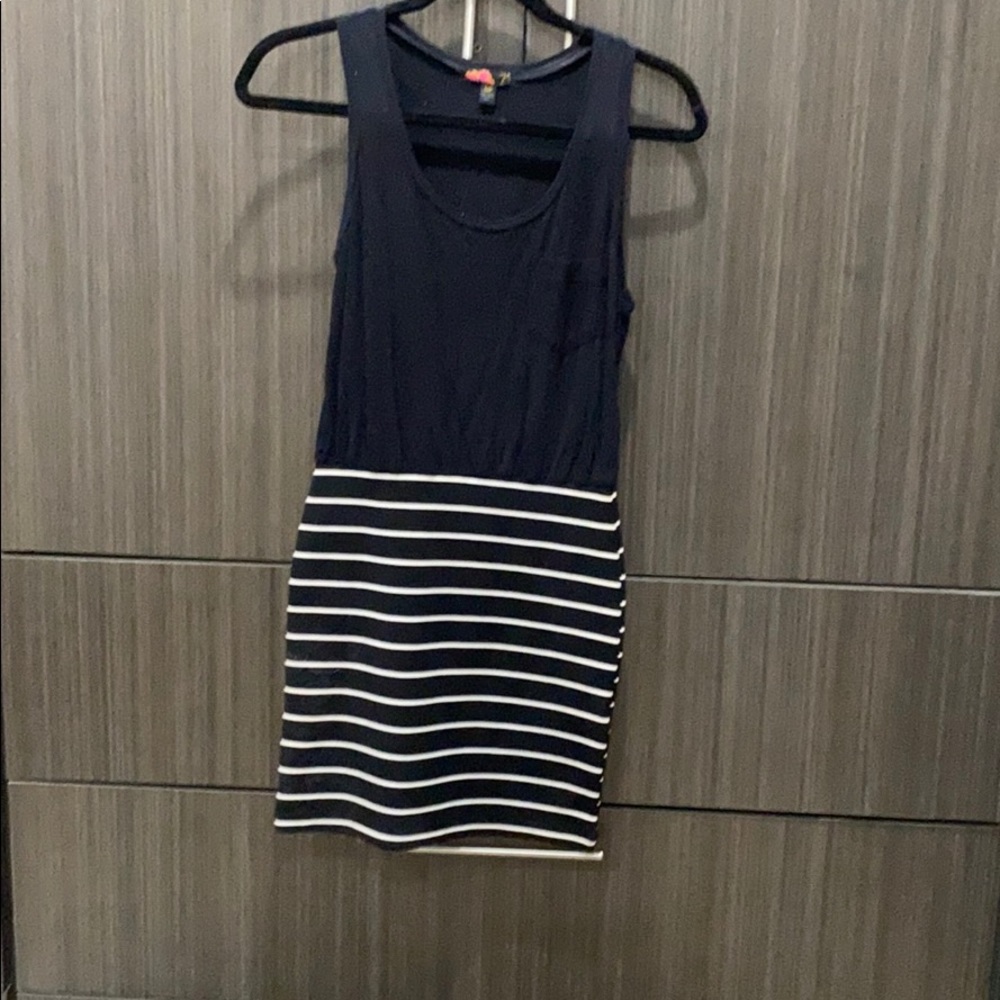 Short dress